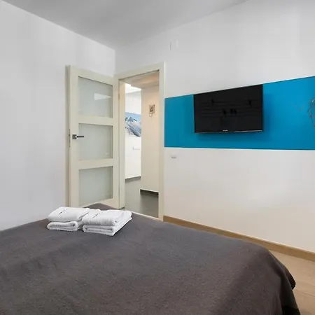 Scandinavia Apartamento *